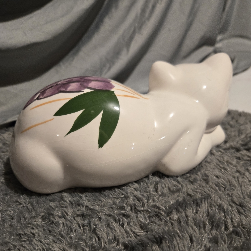 Sleeping cat ceramic figure - Picture 3 of 9